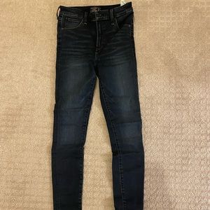 2 pairs Abercrombie High Rise PETITE